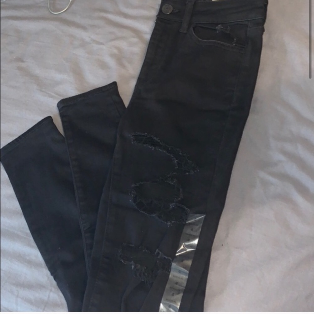 American Eagle Destroyed Black Jegging Sz 4